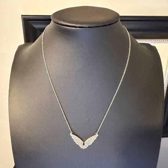 Stunning 16" angel wings necklace in sterling silver and pave rhinestones! - Picture 14 of 14
